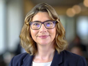 Peg Kesteloot Headshot.png